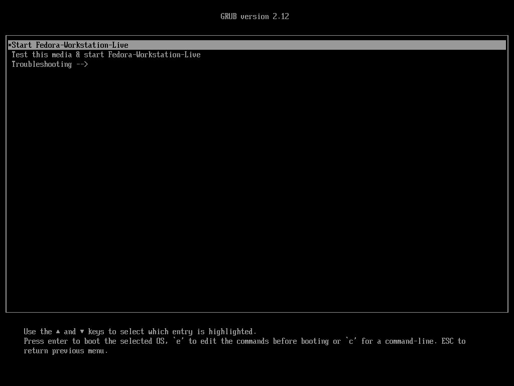 Меню загрузчика Fedora Workstation 43